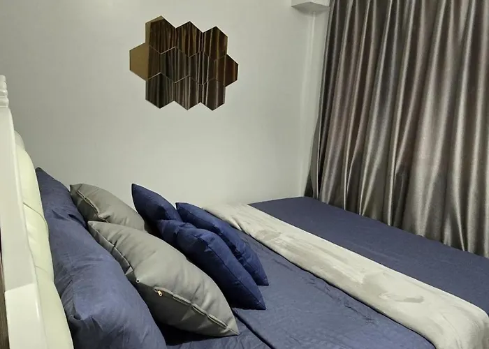 Mall Of - Shore Apartment Manila
